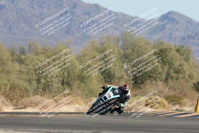 media/Oct-30-2025-Racers Edge (Thu) [[dabbdaf680]]/2-A Group/Session 5 (Turn 7)/